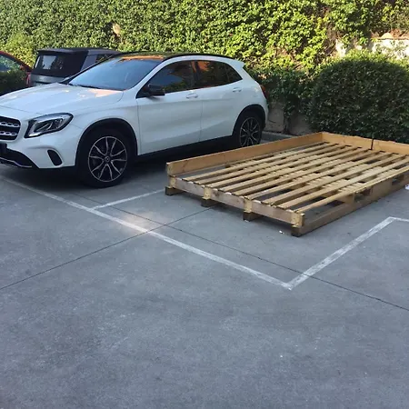 Domus Bed & Breakfast 3*